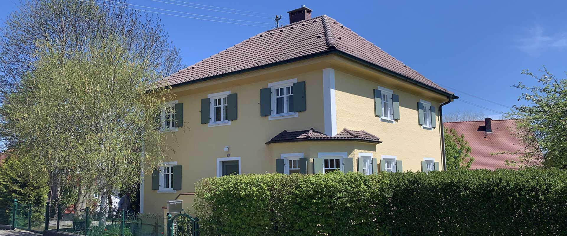SCHMUCKSTÜCKE MIT GESCHICHTE